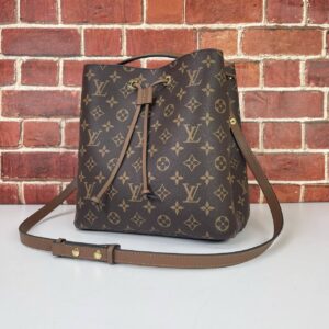 Louis Vuitton Poluruksak