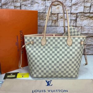 Louis Vuitton Neverfull