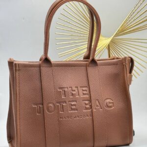THE TOTE BAG